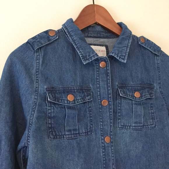 5/$25 Lighweight Denim Jacket - Picture 3 of 4